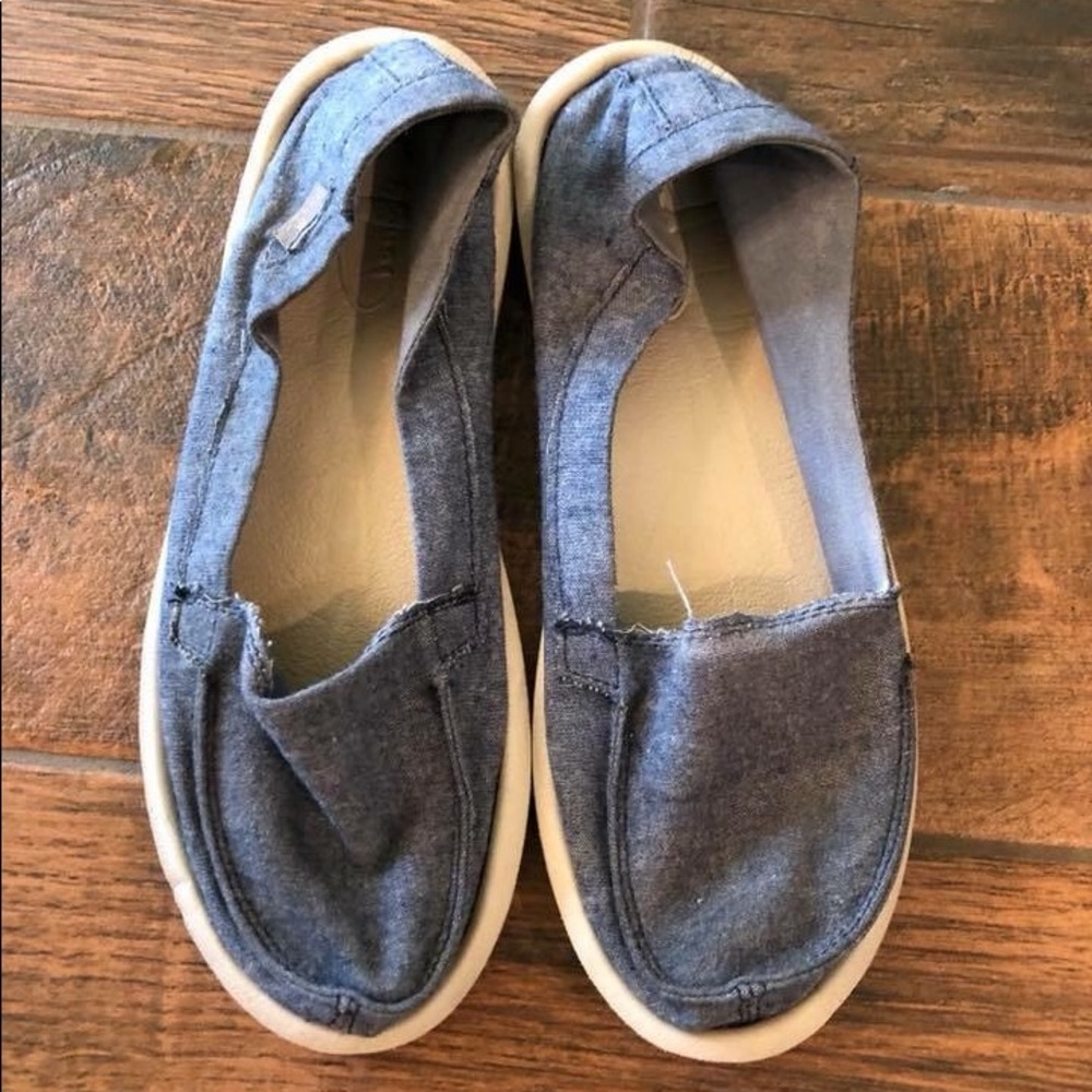 Sanuk Shoes